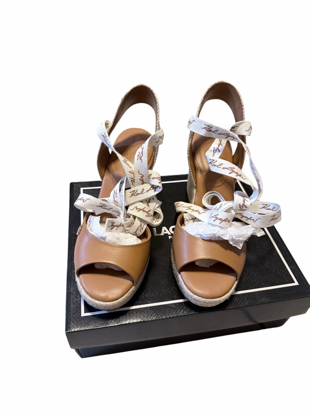 🌼🌟NIB KARL LAGERFELD PARIS Women's Cecelia Leather Ankle-Tie Espadrille.
